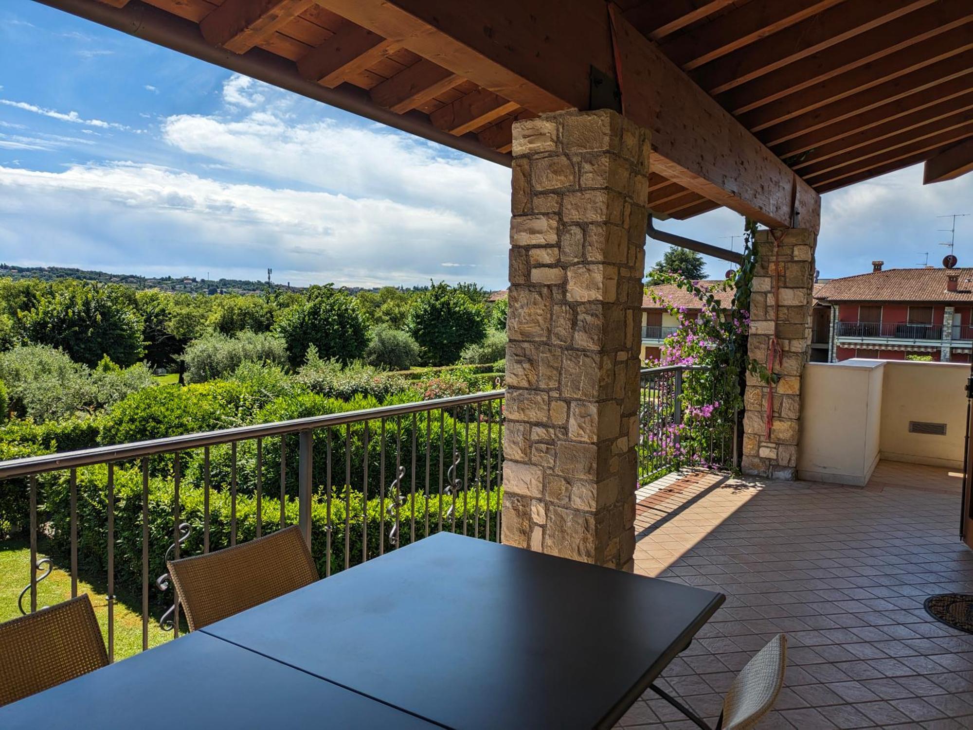 La Fenice Holiday Apartment Манерба дел Гарда Екстериор снимка